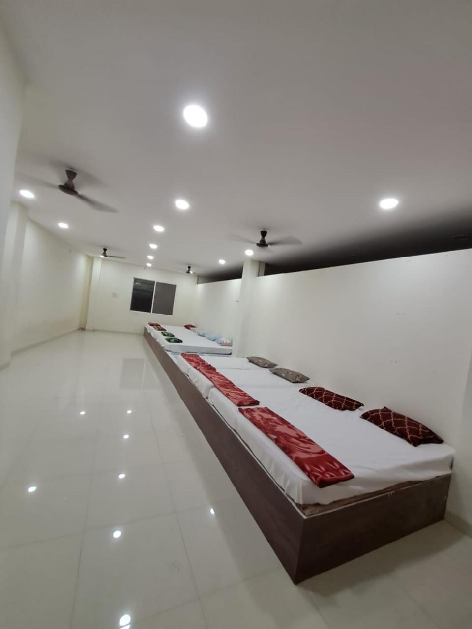 Hotel Shree Sawariya Yatri Grah Ujjain Zewnętrze zdjęcie