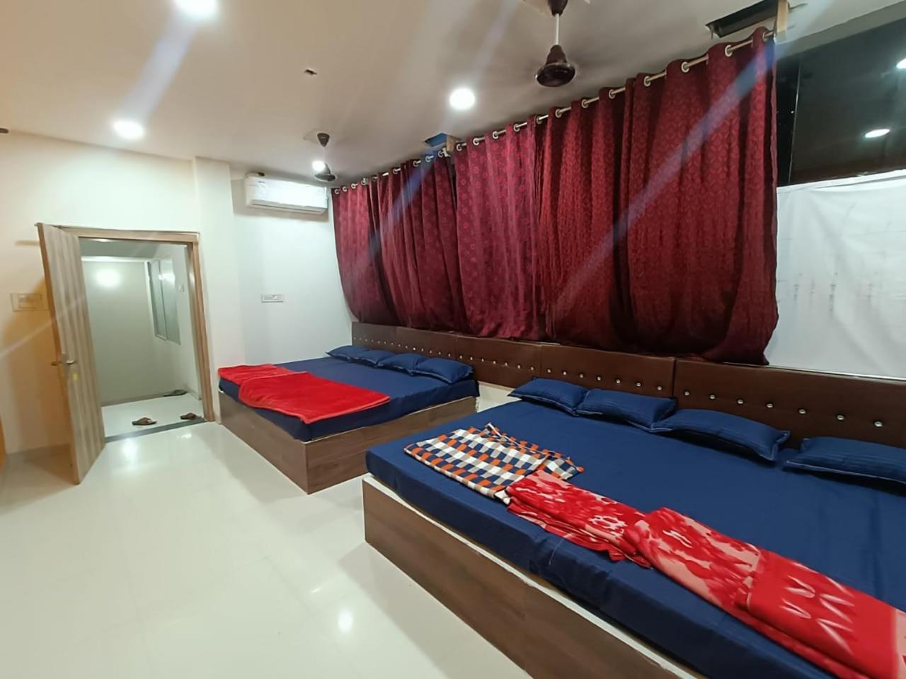 Hotel Shree Sawariya Yatri Grah Ujjain Zewnętrze zdjęcie